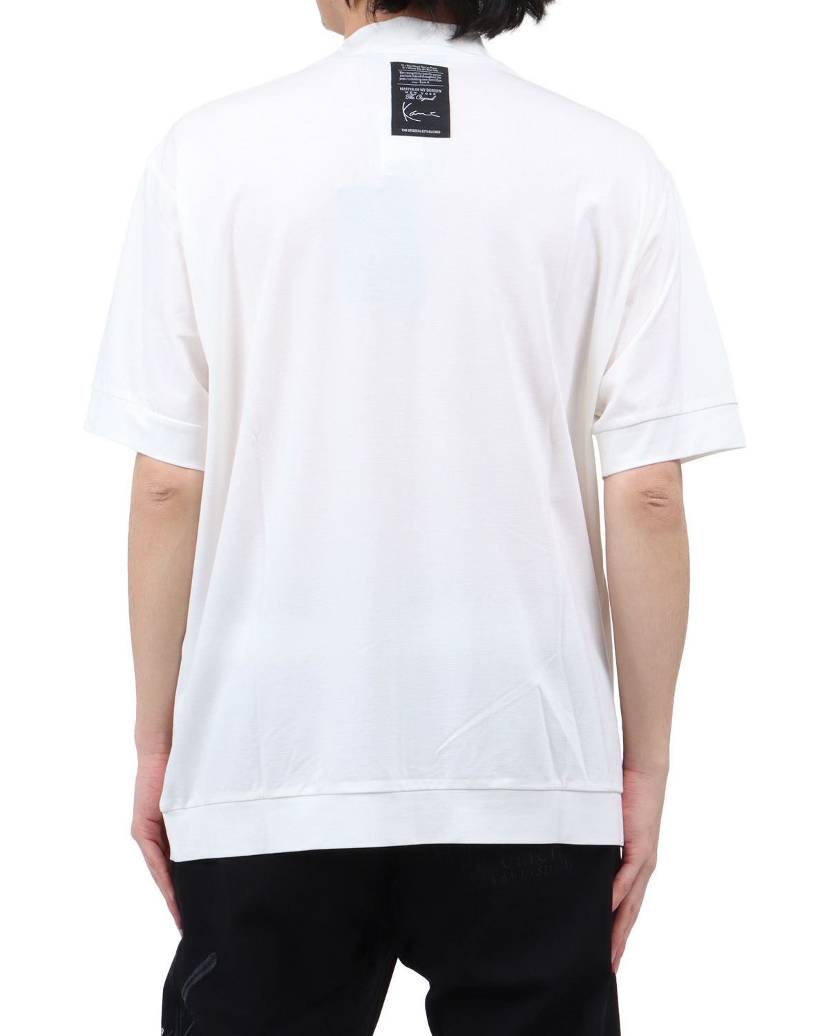 ホワイト：173cm63kg(Lサイズ着用)