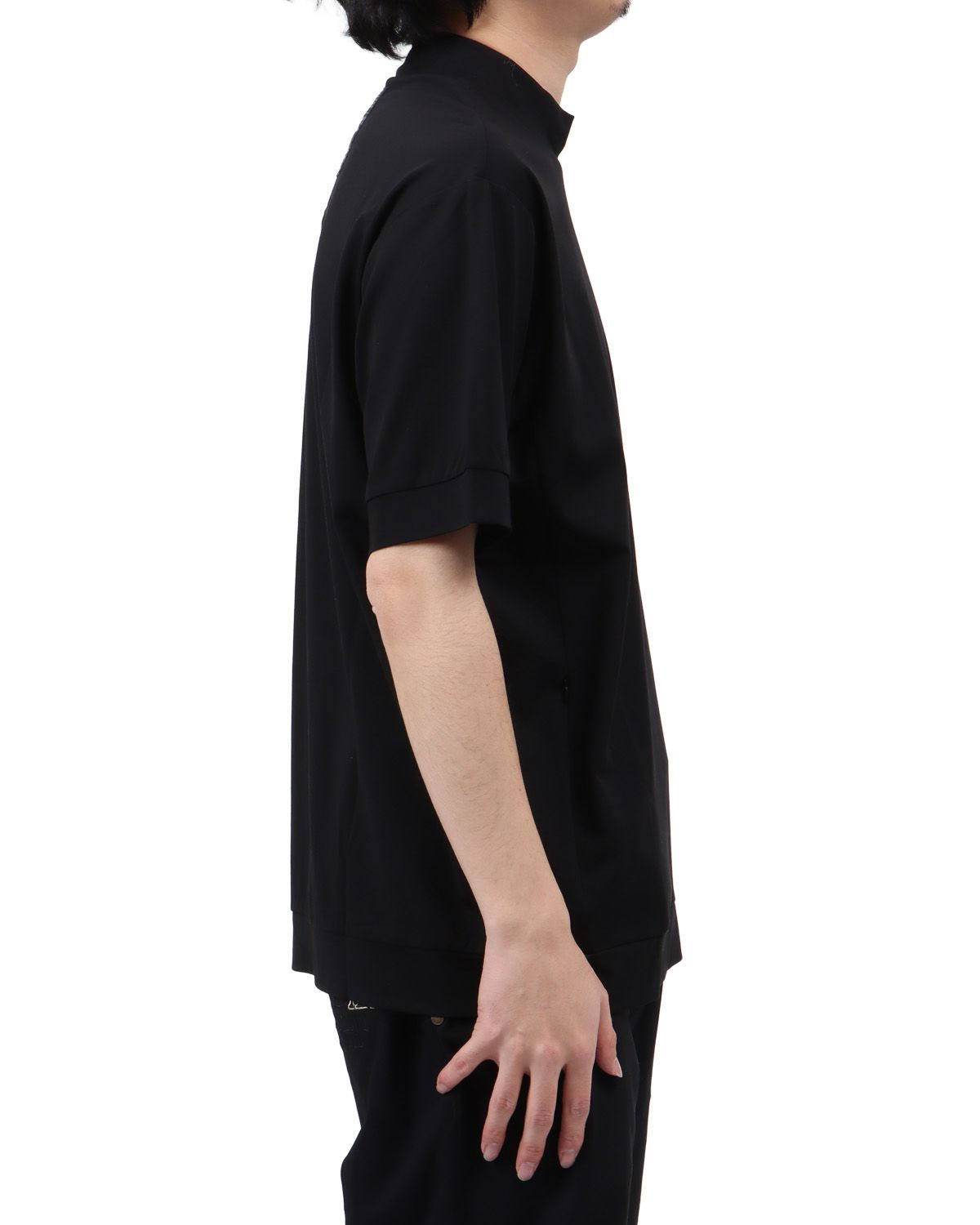 ブラック：173cm63kg(Lサイズ着用)