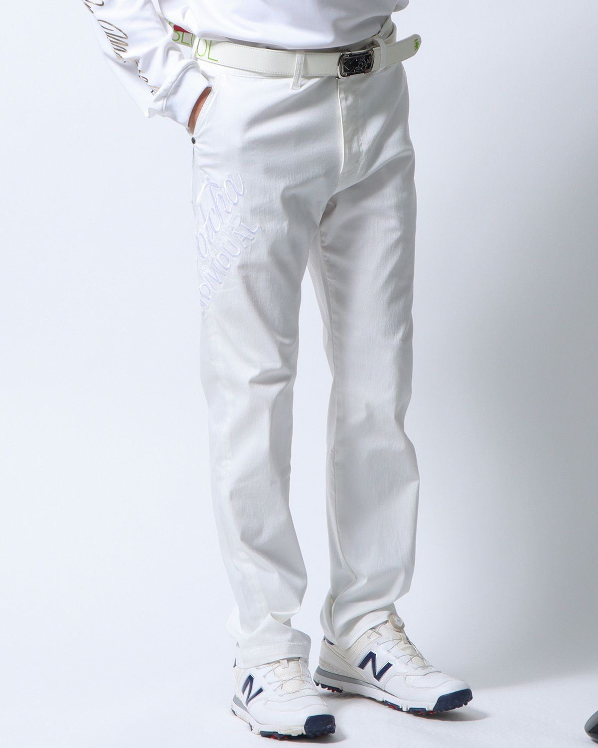 ホワイト：180cm/70kg(Lサイズ着用)