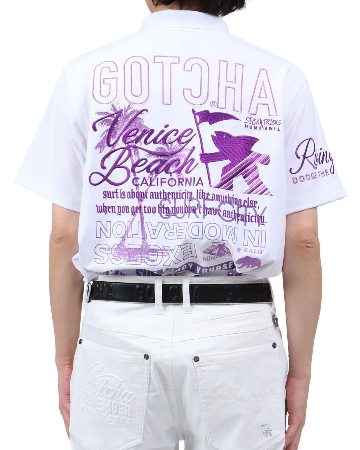 ホワイト：173cm63kg(Lサイズ着用)