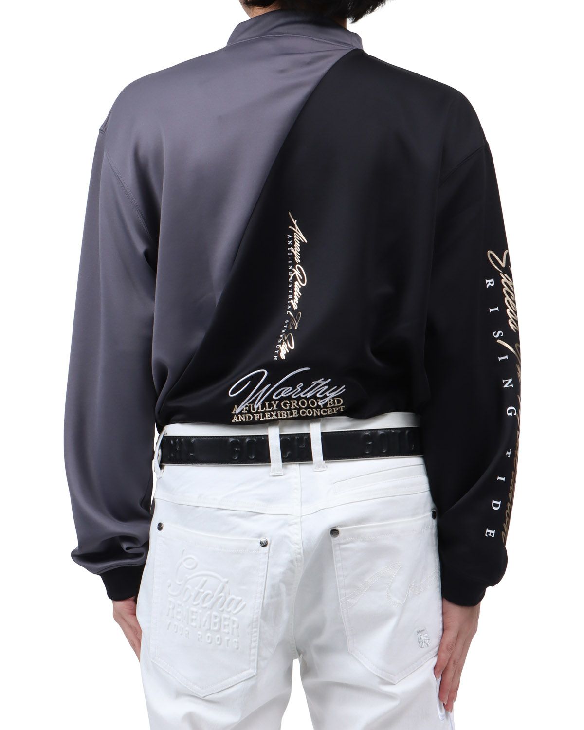 ブラック：173cm63kg(Lサイズ着用)