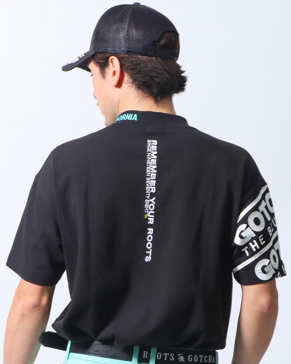 ブラック：180cm/70kg(Lサイズ着用)