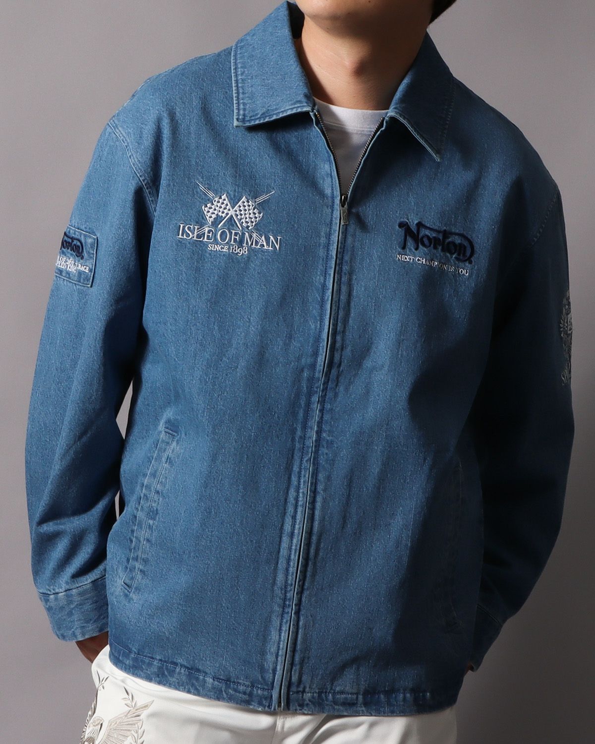 インディゴ：178cm/75kg(XLサイズ着用)