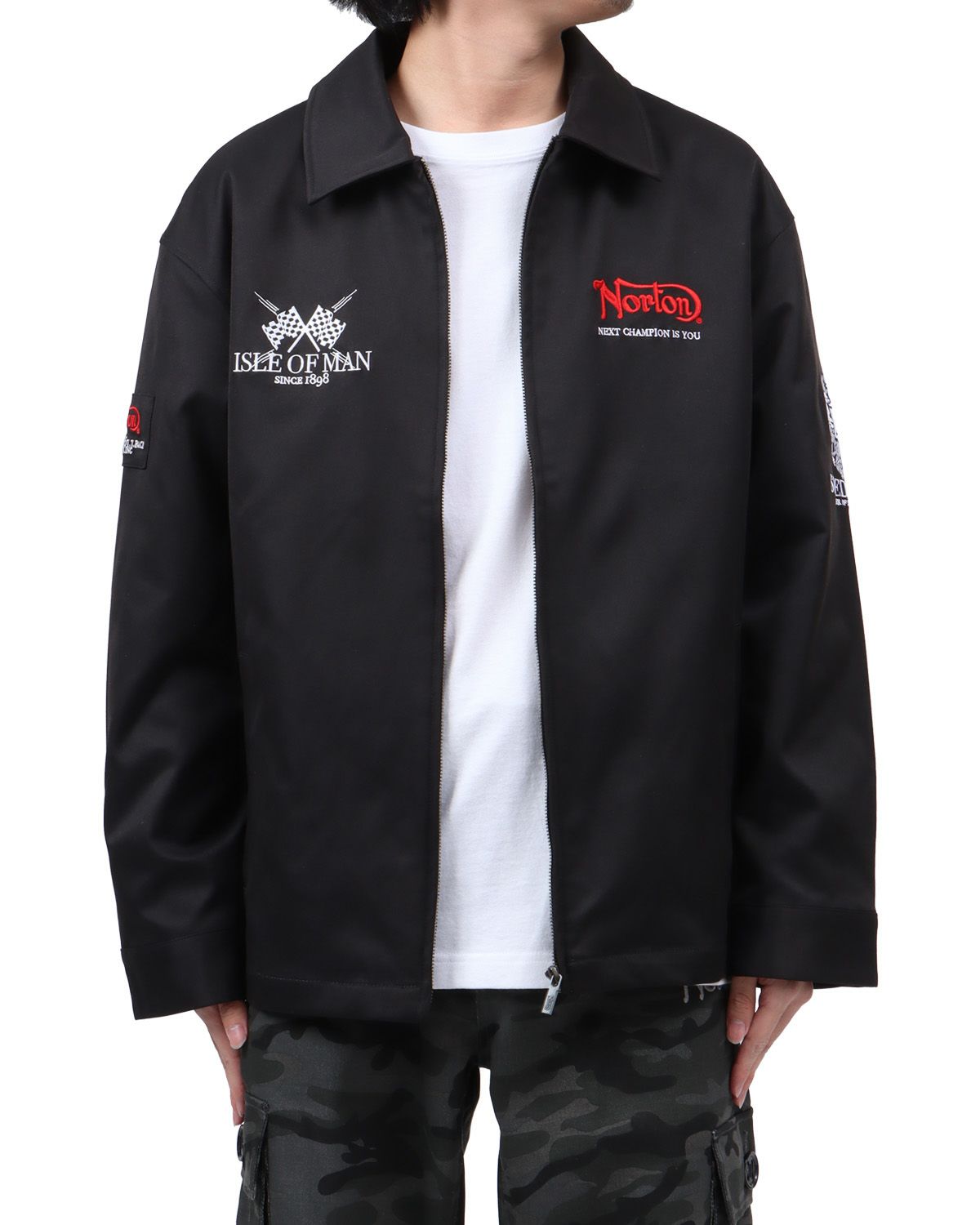 ブラック：173cm63kg(XLサイズ着用)