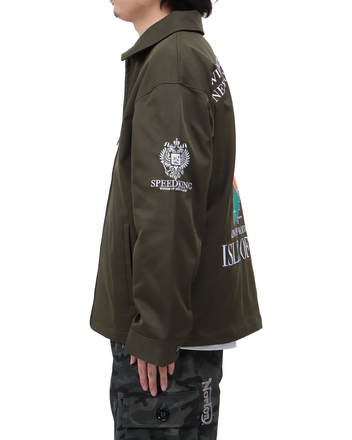 カーキ：173cm63kg(XLサイズ着用)