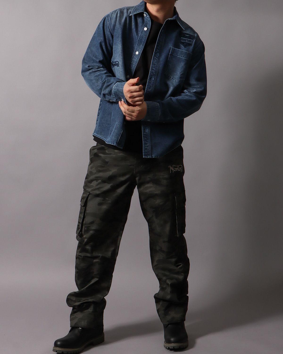 インディゴ：178cm/75kg(Lサイズ着用)