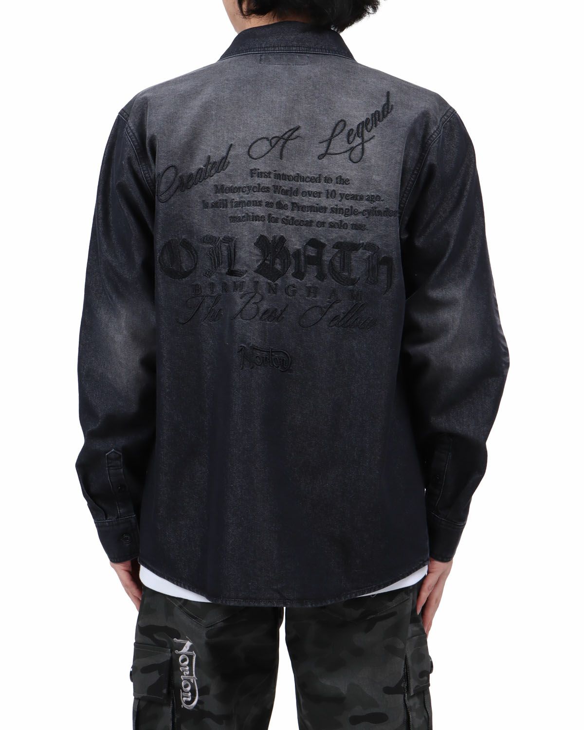 ブラック：173cm63kg(Lサイズ着用)