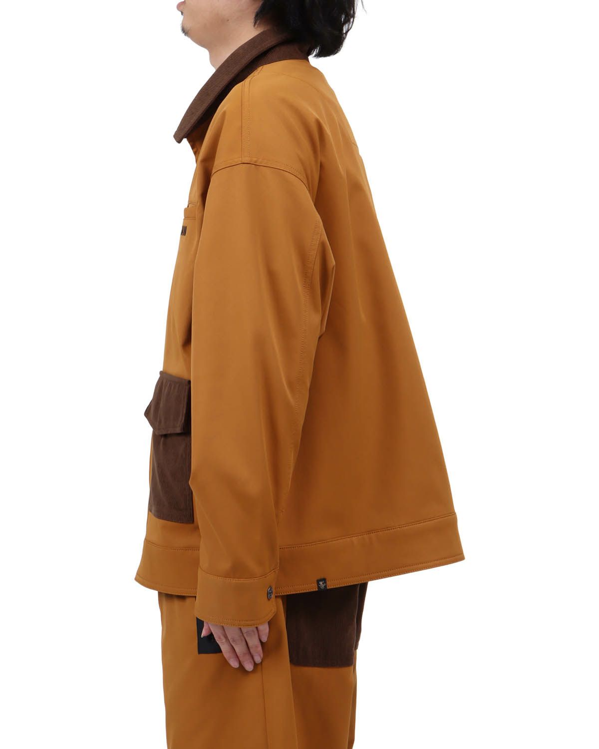 キャメル：173cm63kg(Lサイズ着用)