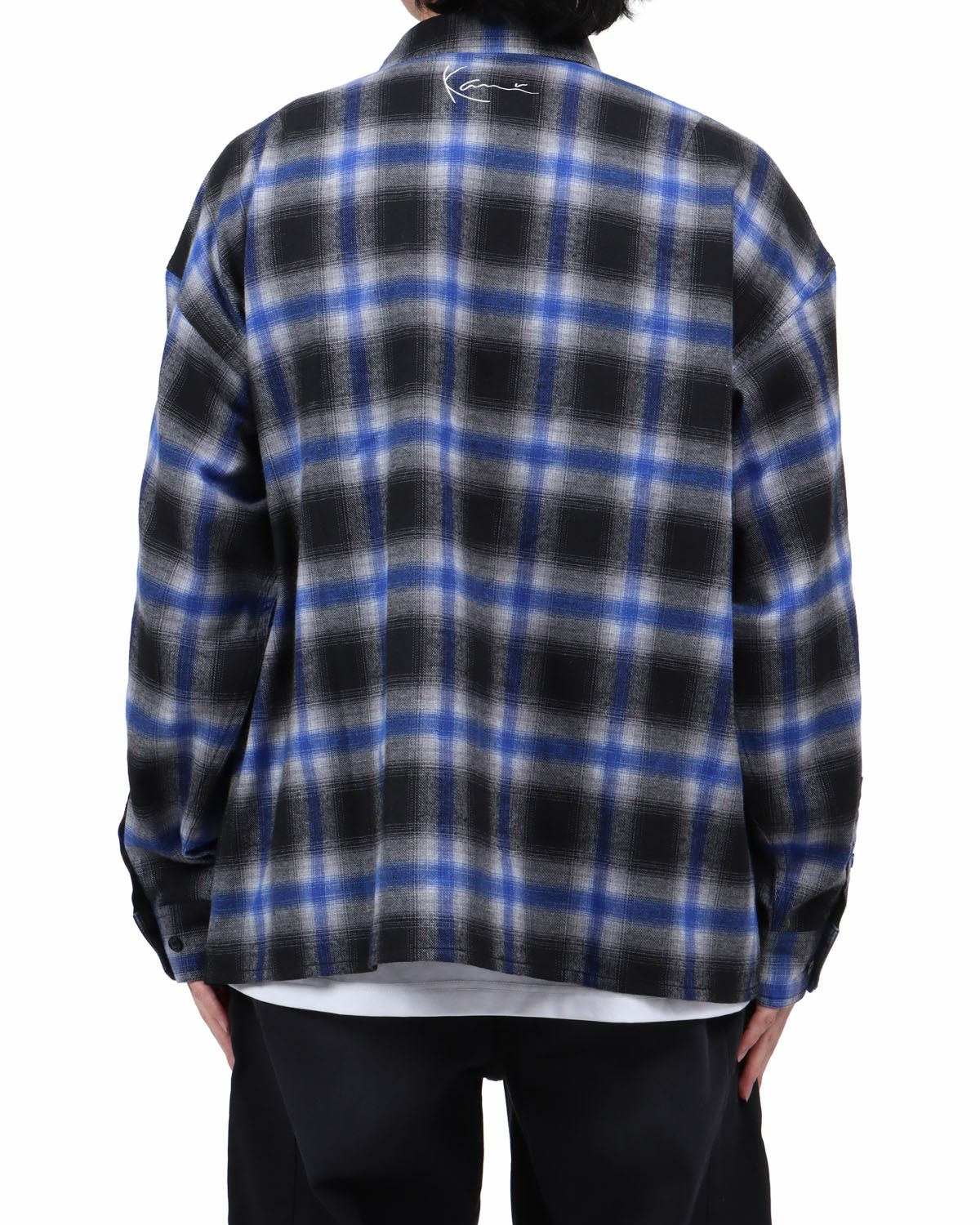 ブルー：173cm63kg(Lサイズ着用)