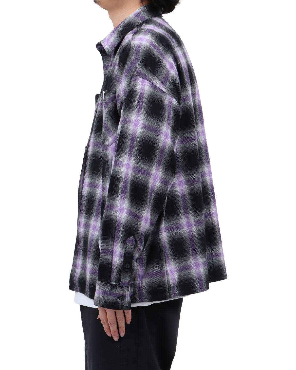 パープル：173cm63kg(Lサイズ着用)