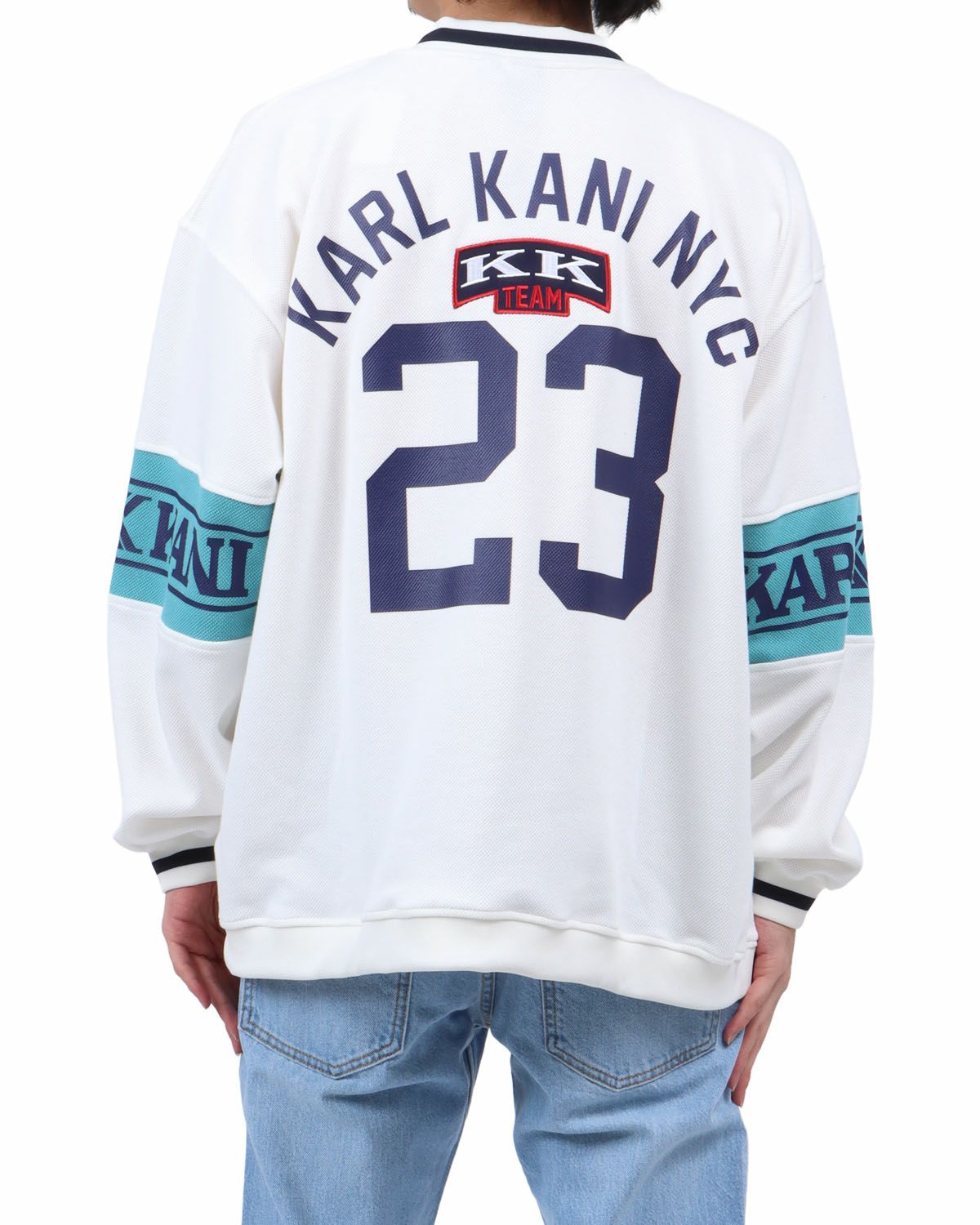 ホワイト：173cm63kg(Lサイズ着用)