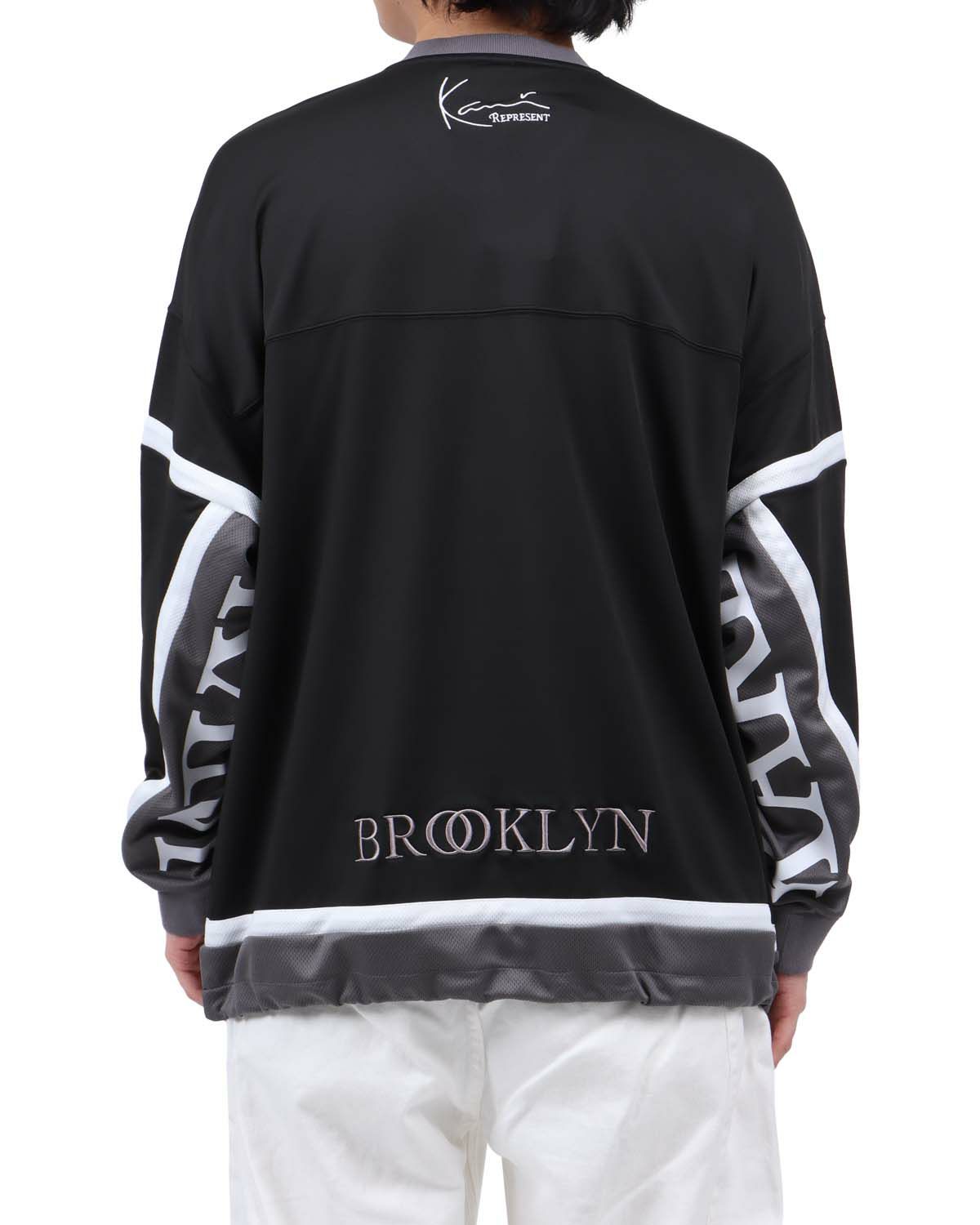 ブラック：173cm63kg(Lサイズ着用)