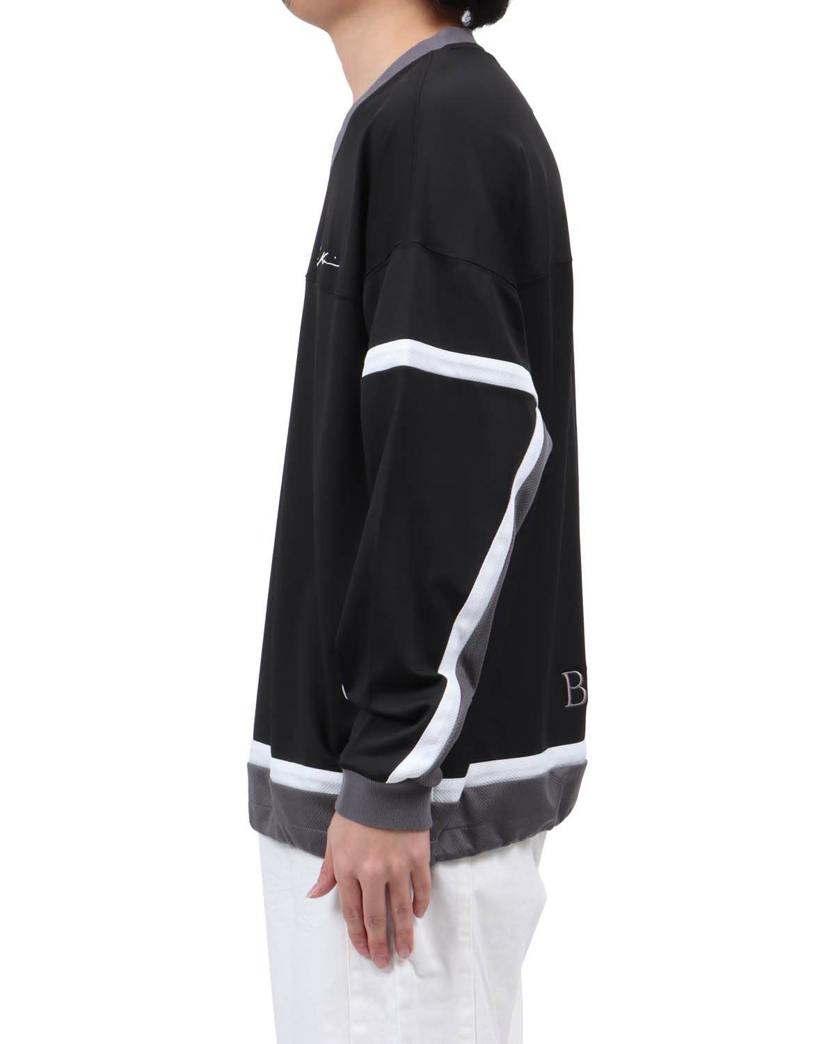 ブラック：173cm63kg(Lサイズ着用)
