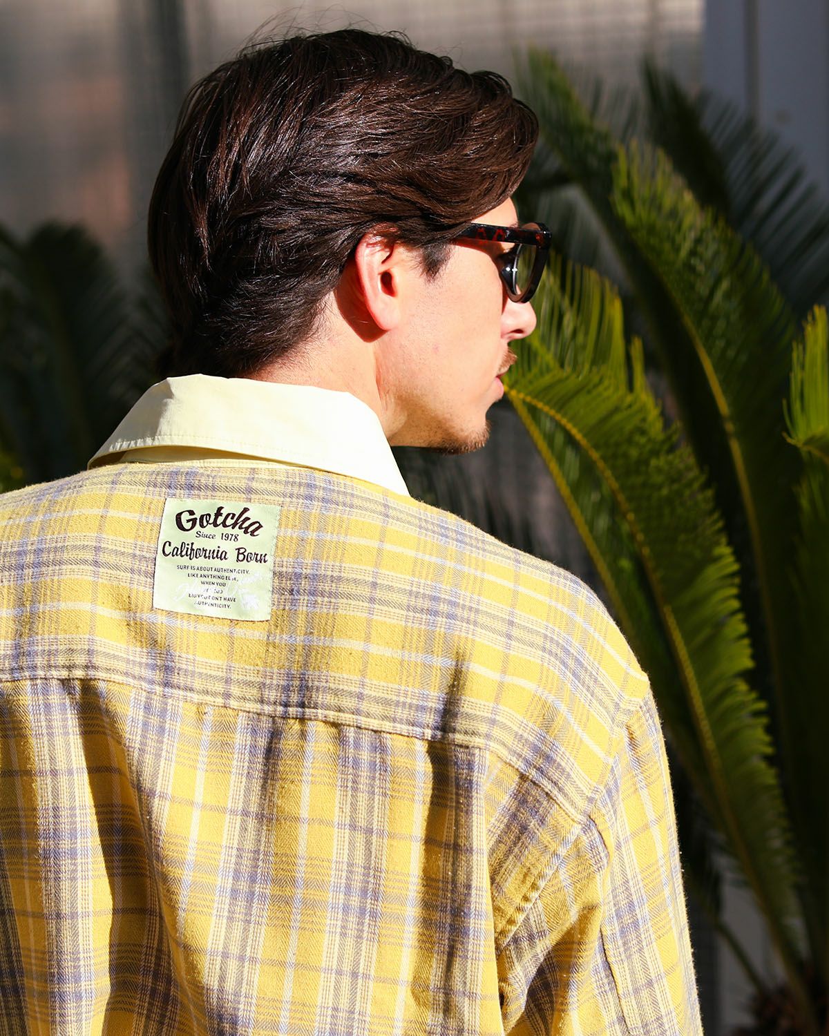 イエロー：180cm/70kg(Lサイズ着用)