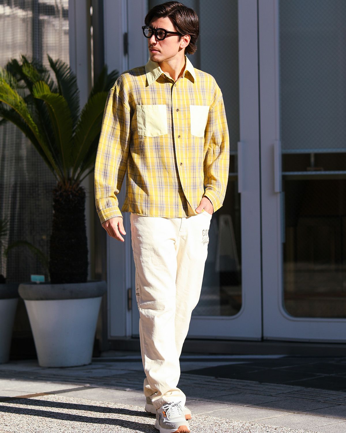 イエロー：180cm/70kg(Lサイズ着用)