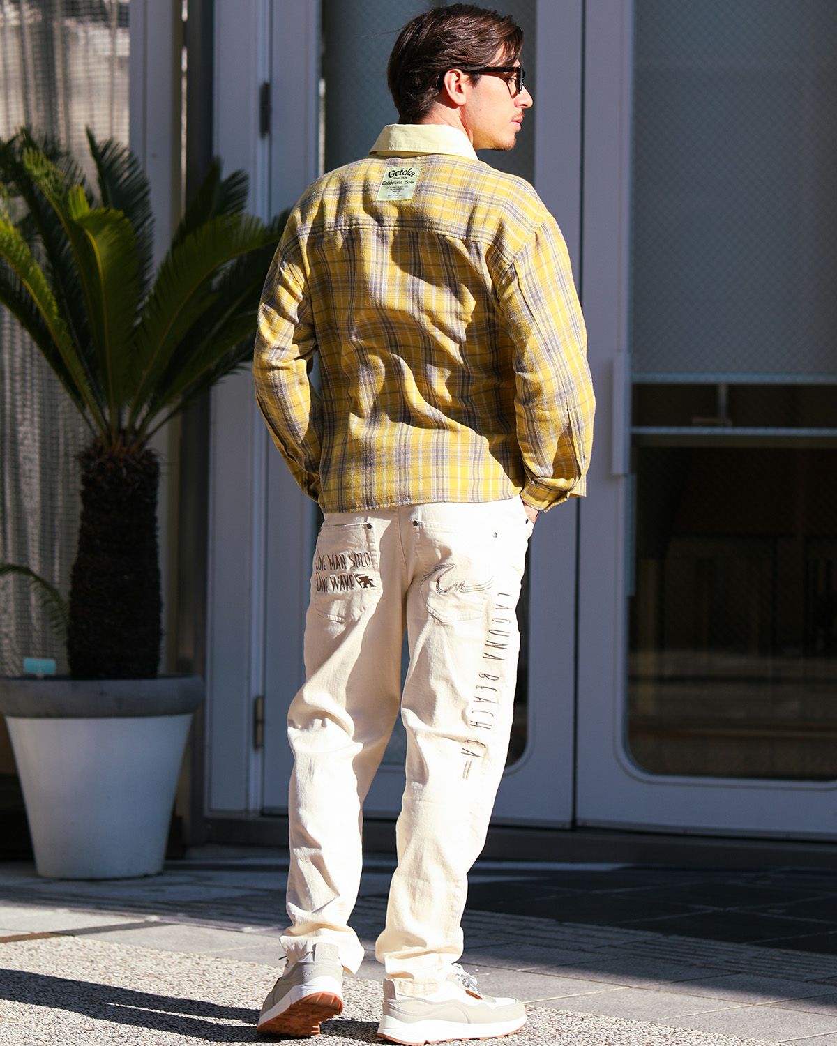 イエロー：180cm/70kg(Lサイズ着用)