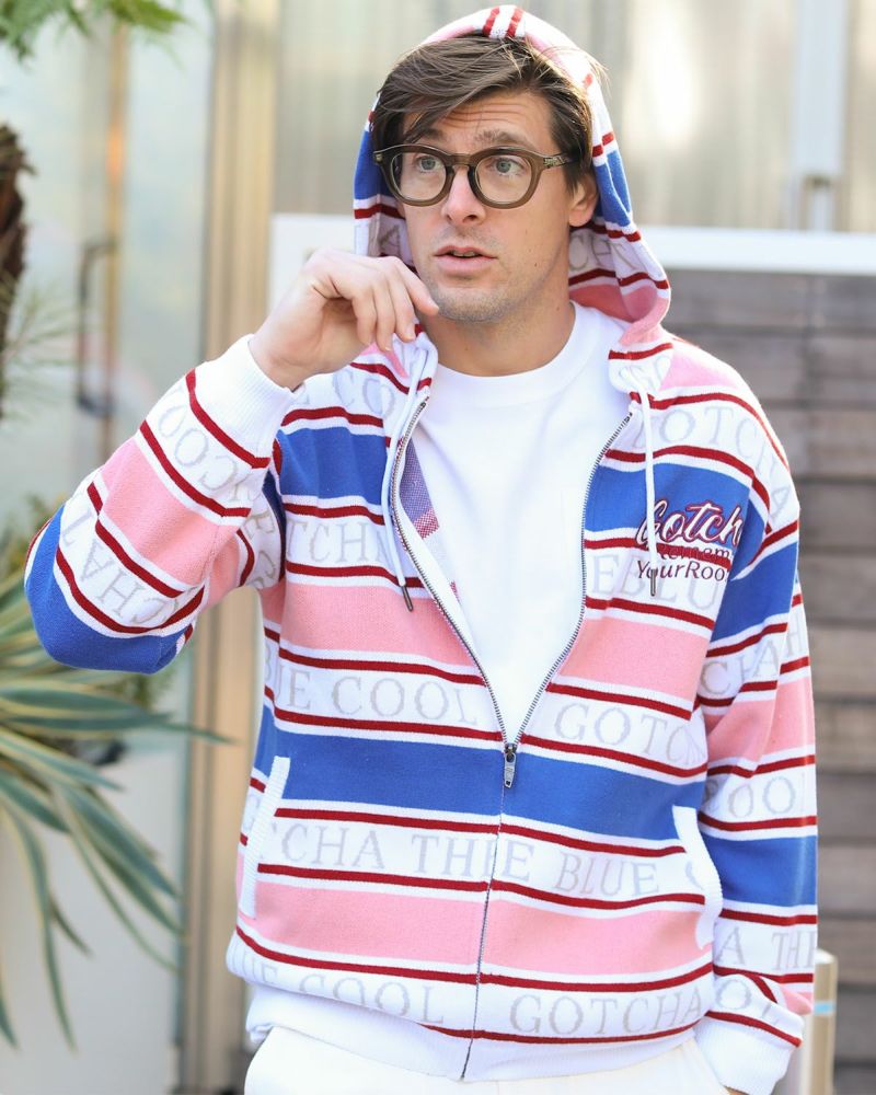 サーモンピンク：183cm/70kg(Lサイズ着用)