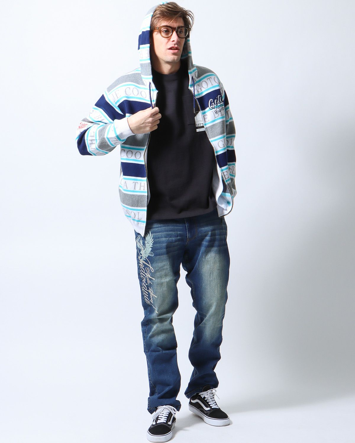 ネイビー：183cm/70kg(Lサイズ着用)