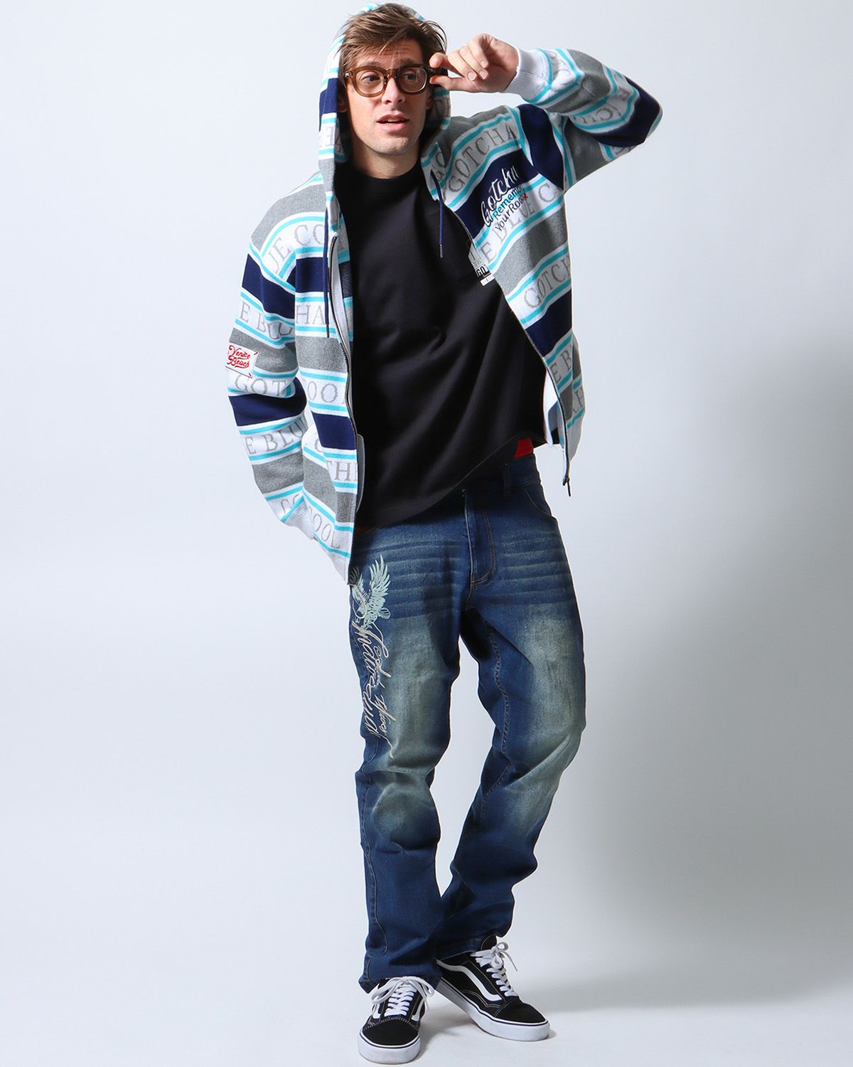 ネイビー：183cm/70kg(Lサイズ着用)