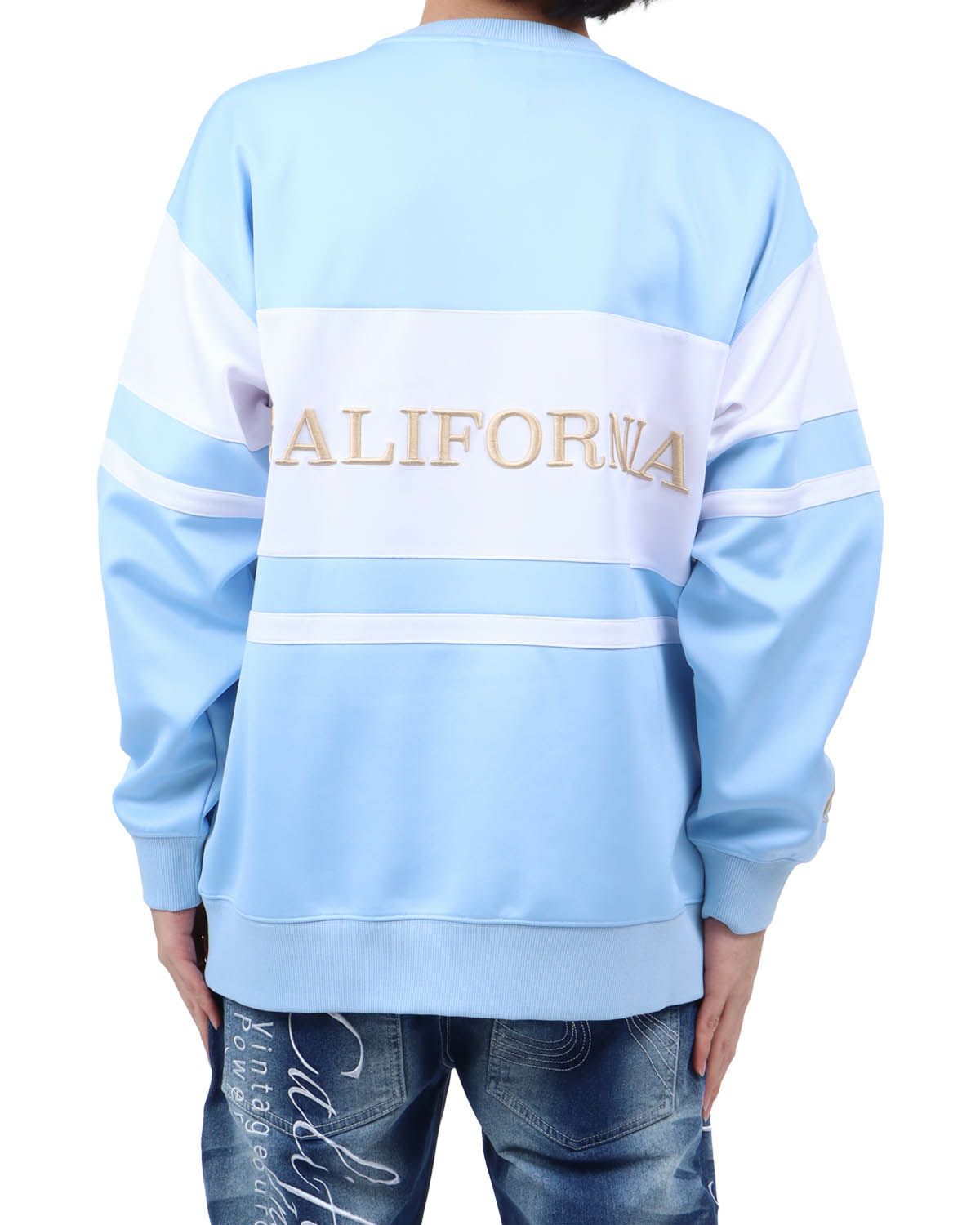 ライトブルー：173cm63kg(Lサイズ着用)