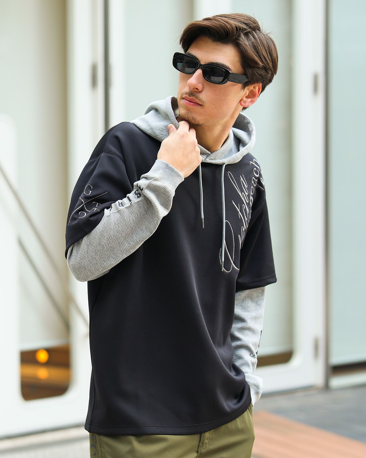 ブラック：180cm/70kg(Lサイズ着用)