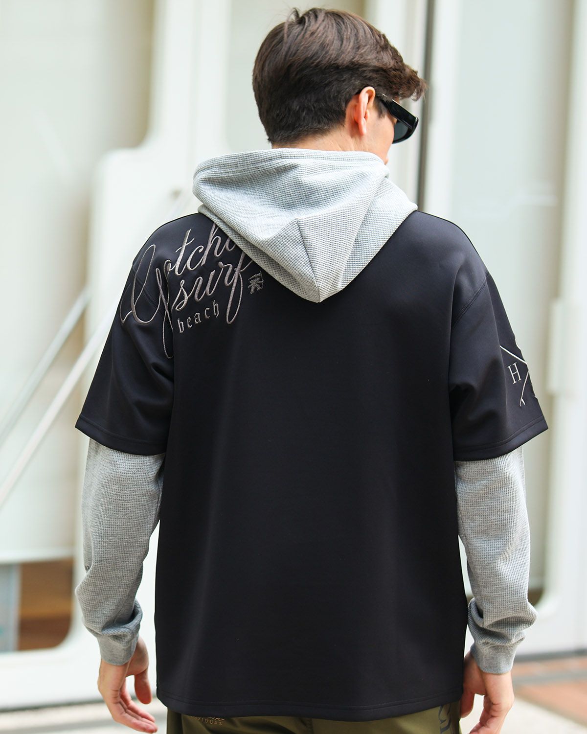 ブラック：180cm/70kg(Lサイズ着用)