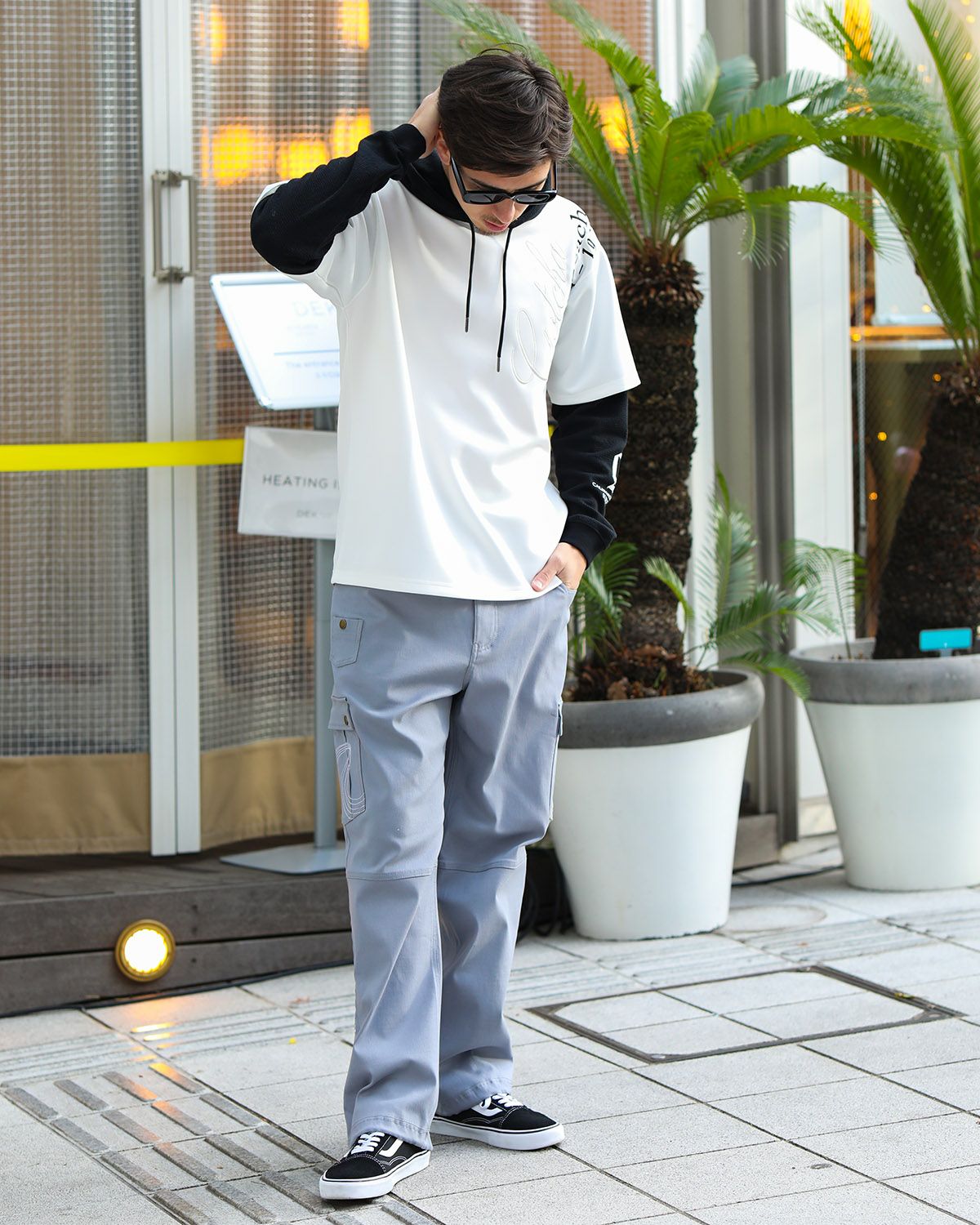 ホワイト：180cm/70kg(Lサイズ着用)