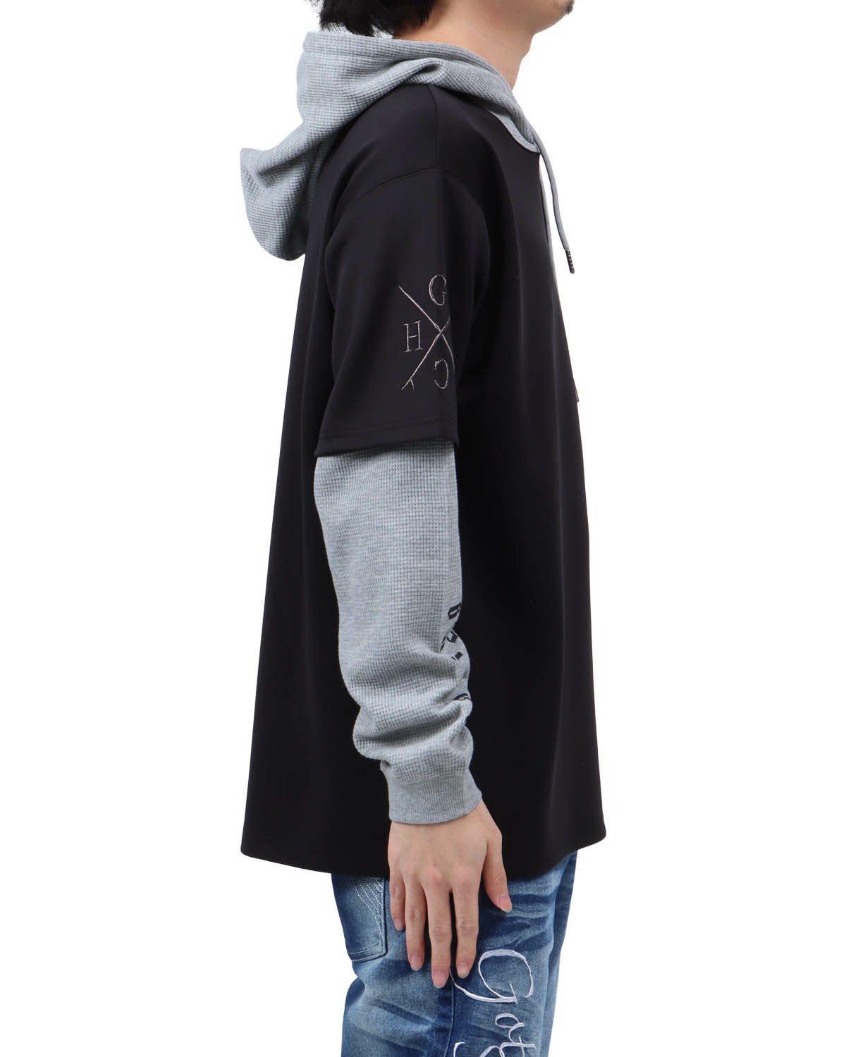 ブラック：173cm63kg(Lサイズ着用)