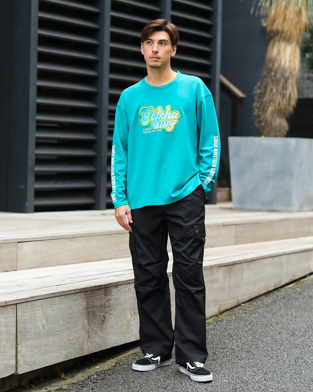 グリーン:180cm/70kg(Lサイズ着用)