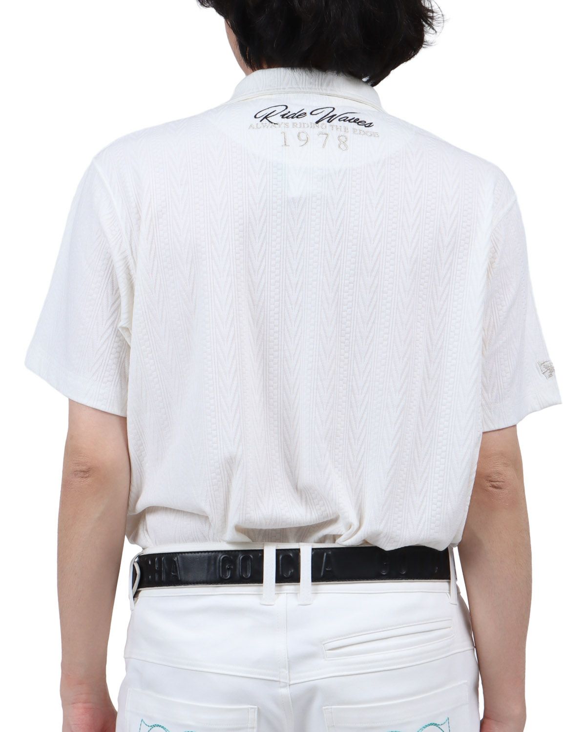 ホワイト：173cm63kg(Lサイズ着用)