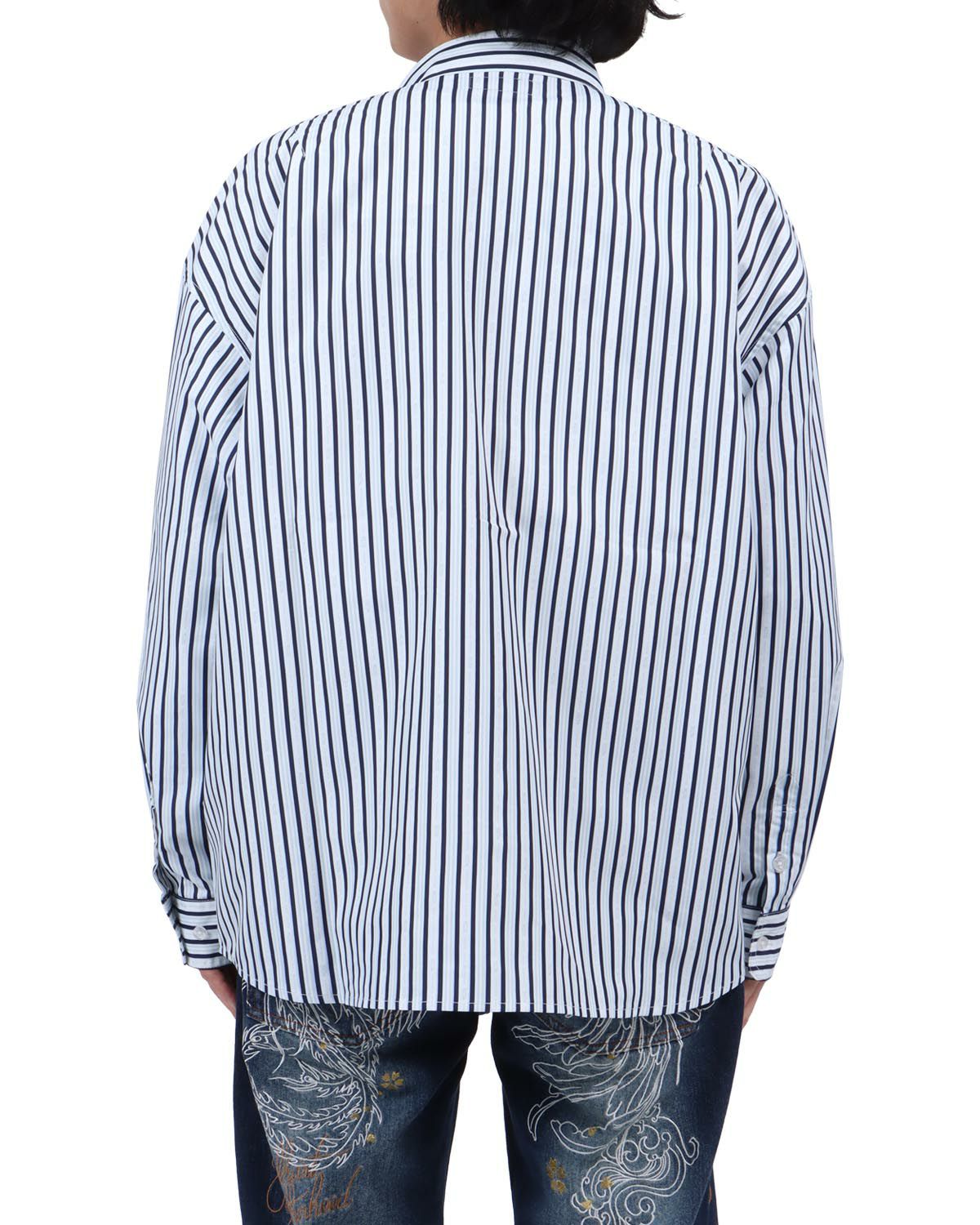 ホワイト：173cm63kg(Lサイズ着用)