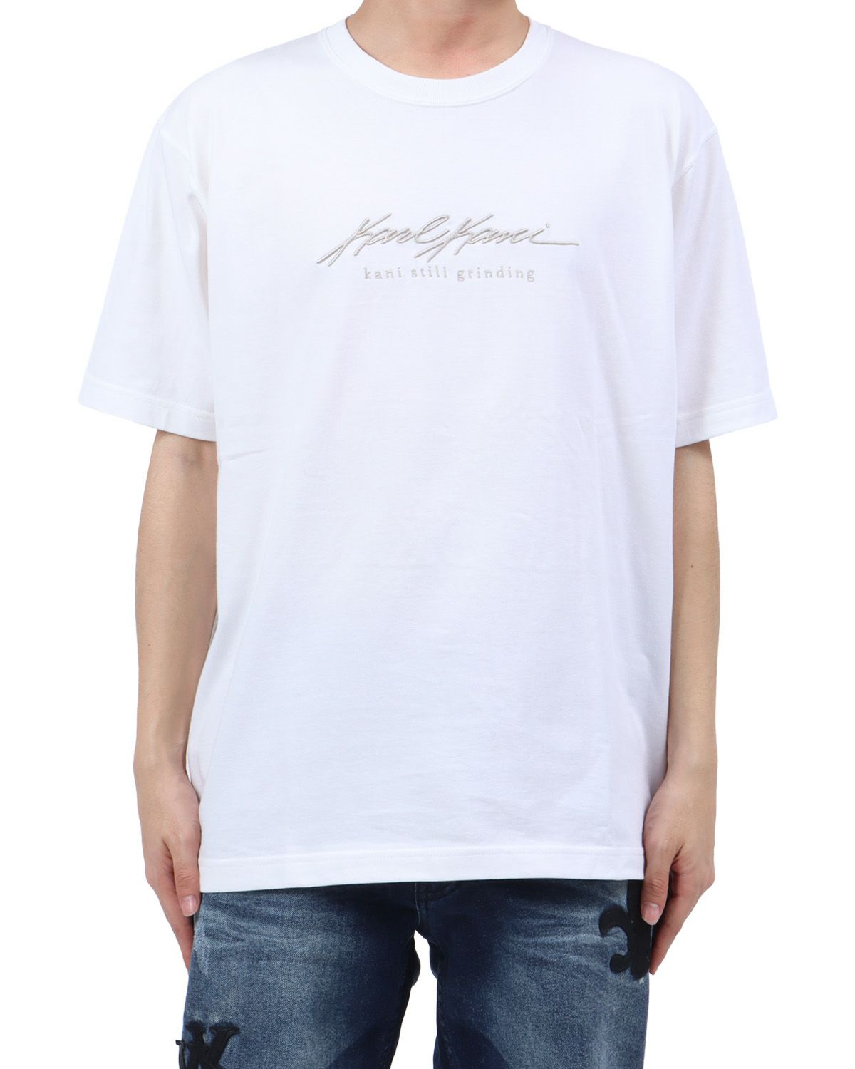 ホワイト：173cm63kg(Lサイズ着用)