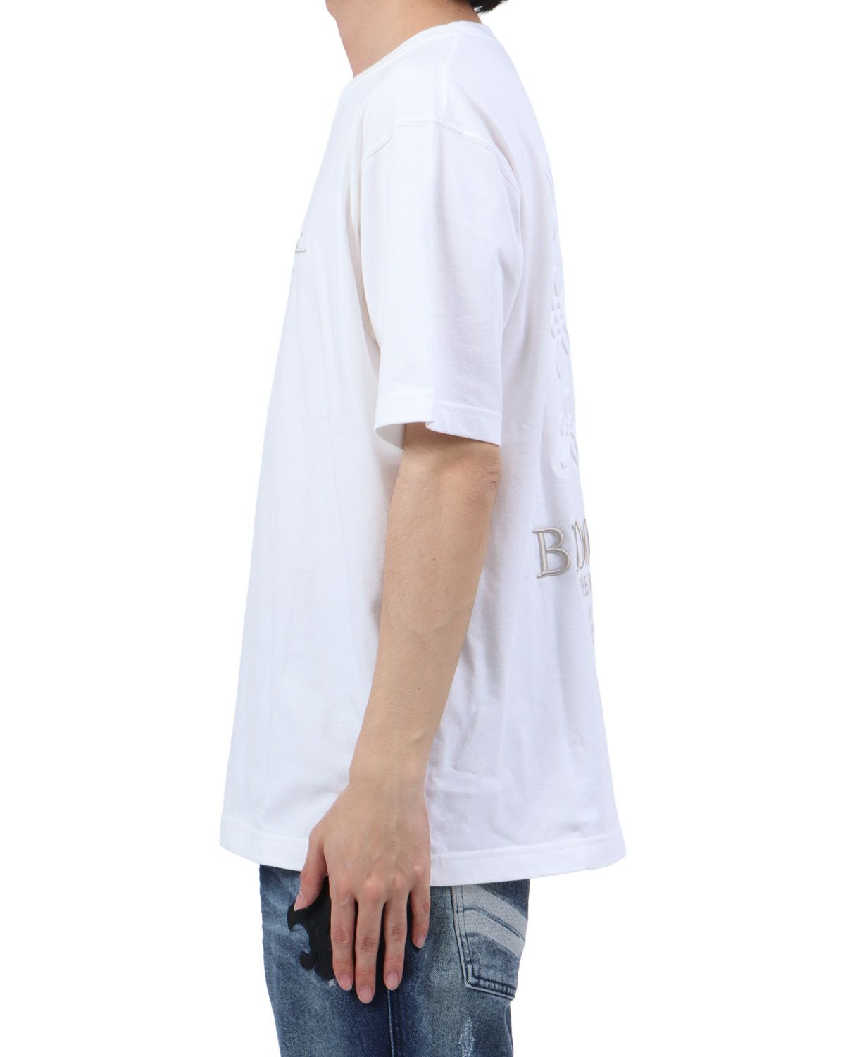 ホワイト：173cm63kg(Lサイズ着用)