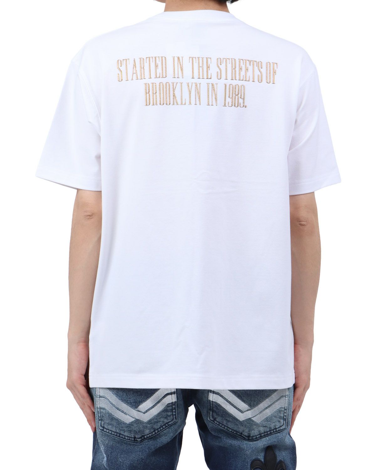 ホワイト：173cm63kg(Lサイズ着用)