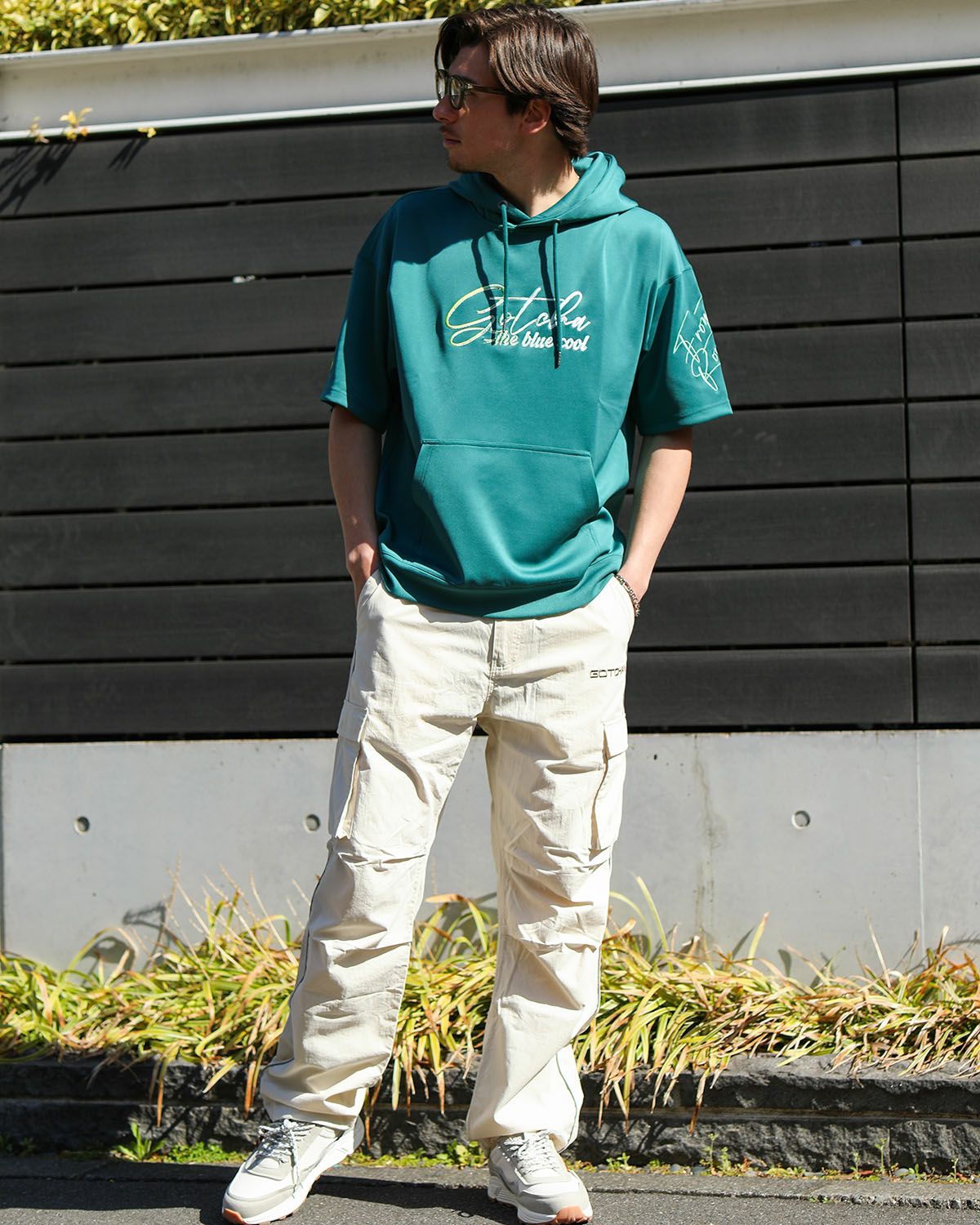 ダークグリーン：180cm/70kg(Lサイズ着用)