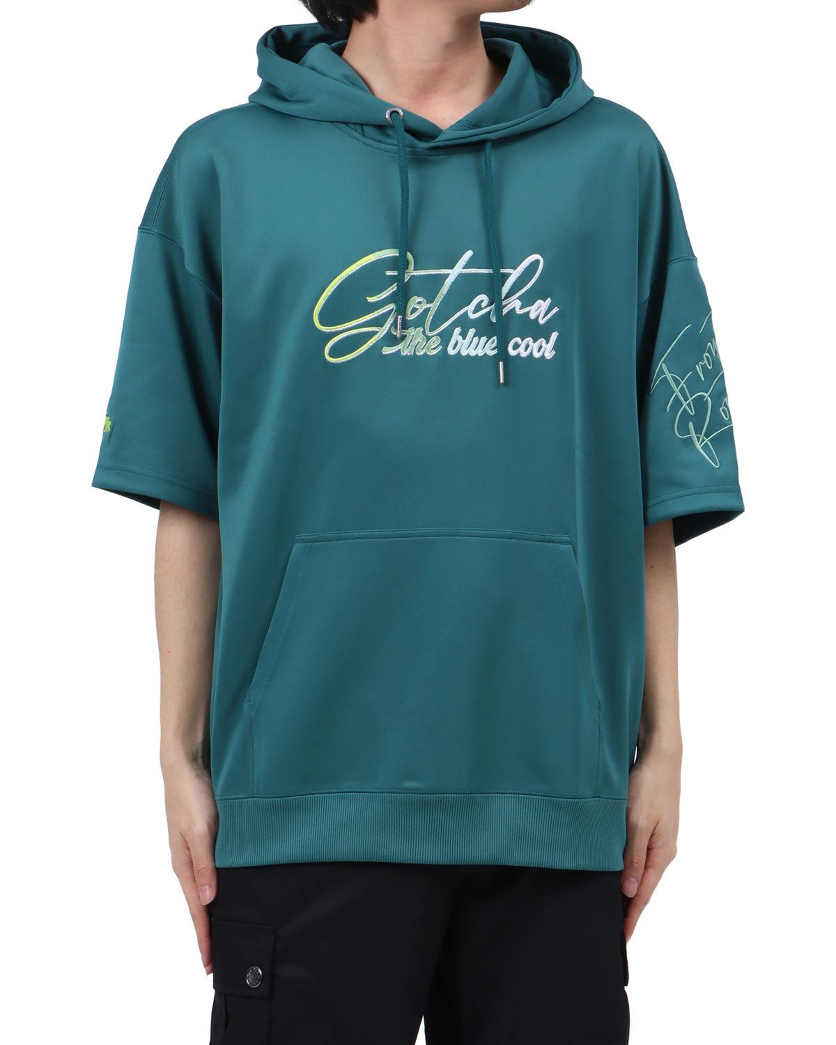 ダークグリーン：173cm63kg(Lサイズ着用)