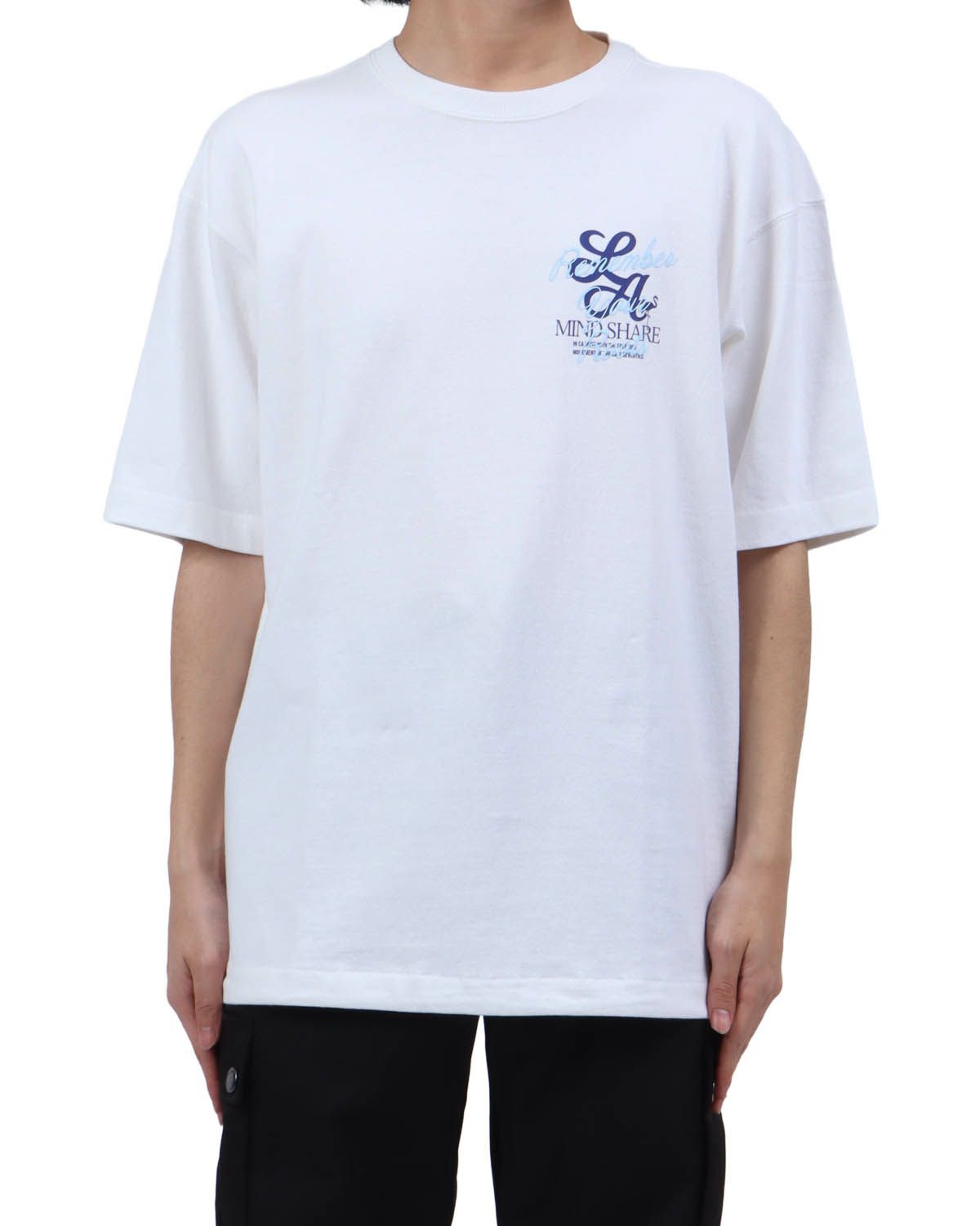 ホワイト：173cm63kg(Lサイズ着用)