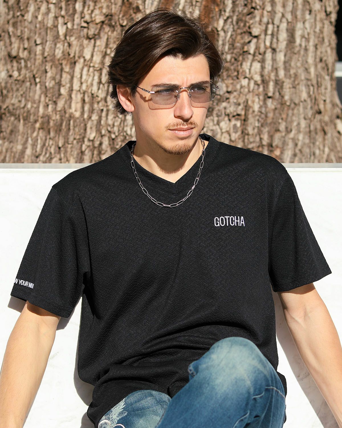 ブラック：180cm/70kg(Lサイズ着用)