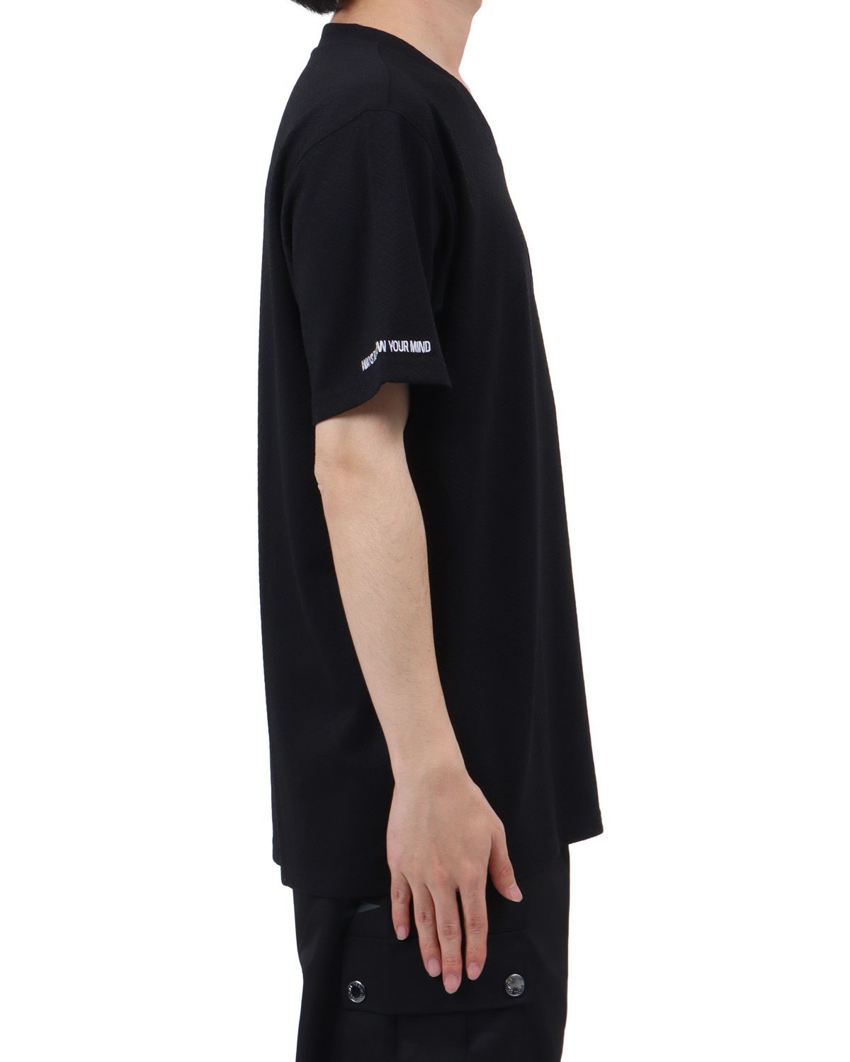 ブラック：173cm63kg(Lサイズ着用)