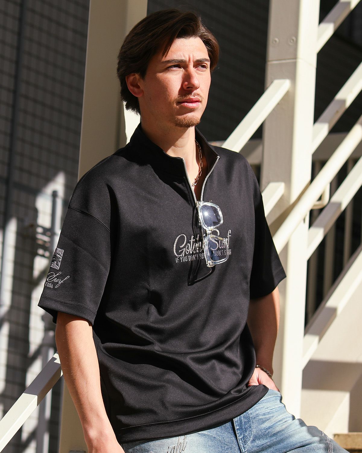 ブラック：180cm/70kg(Lサイズ着用)