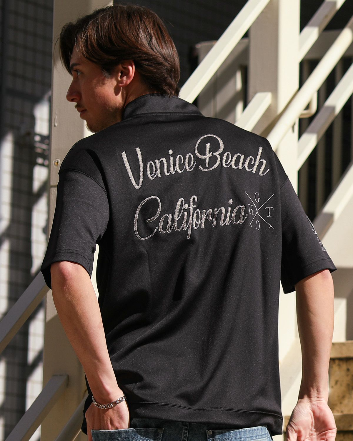 ブラック：180cm/70kg(Lサイズ着用)