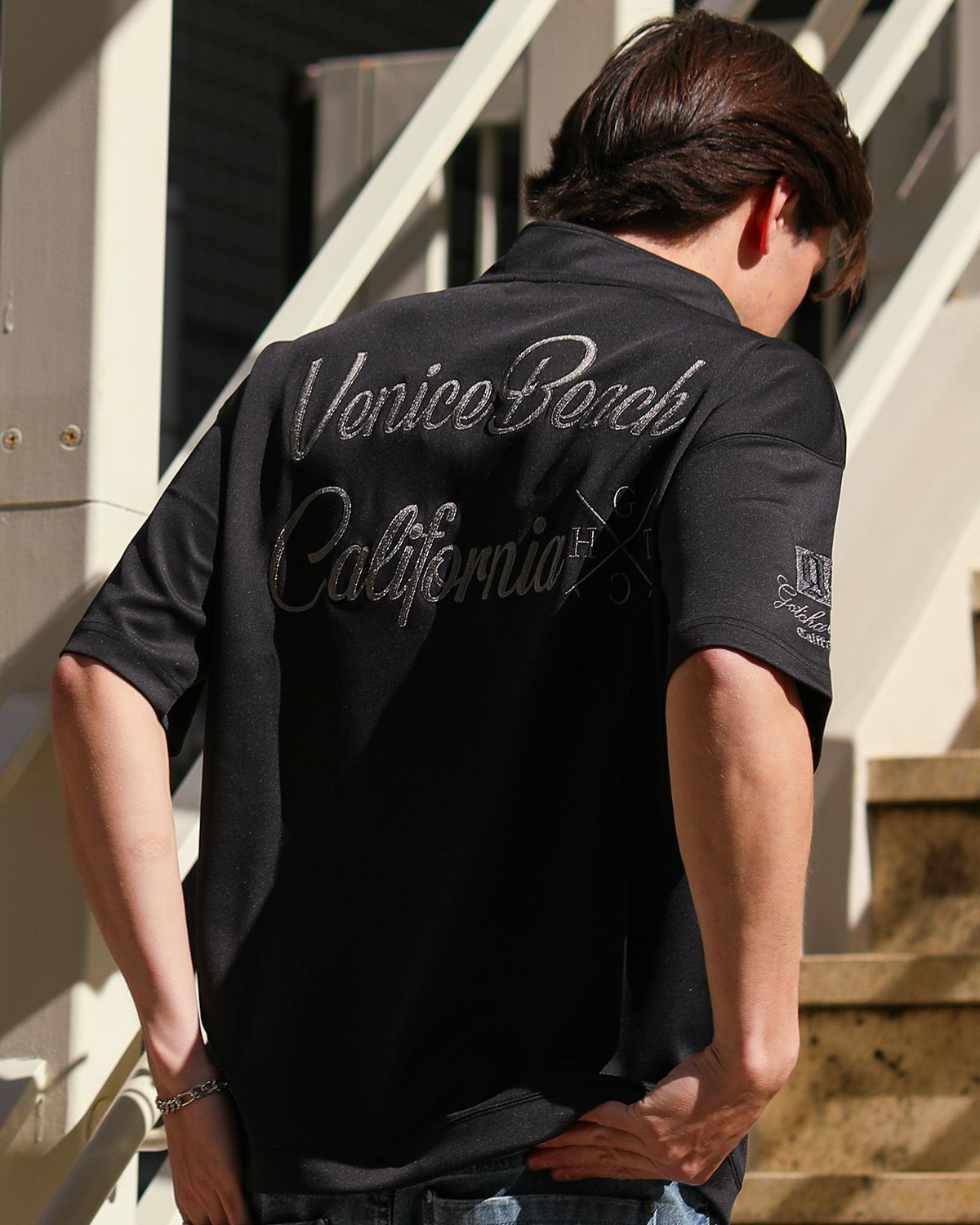 ブラック：180cm/70kg(Lサイズ着用)