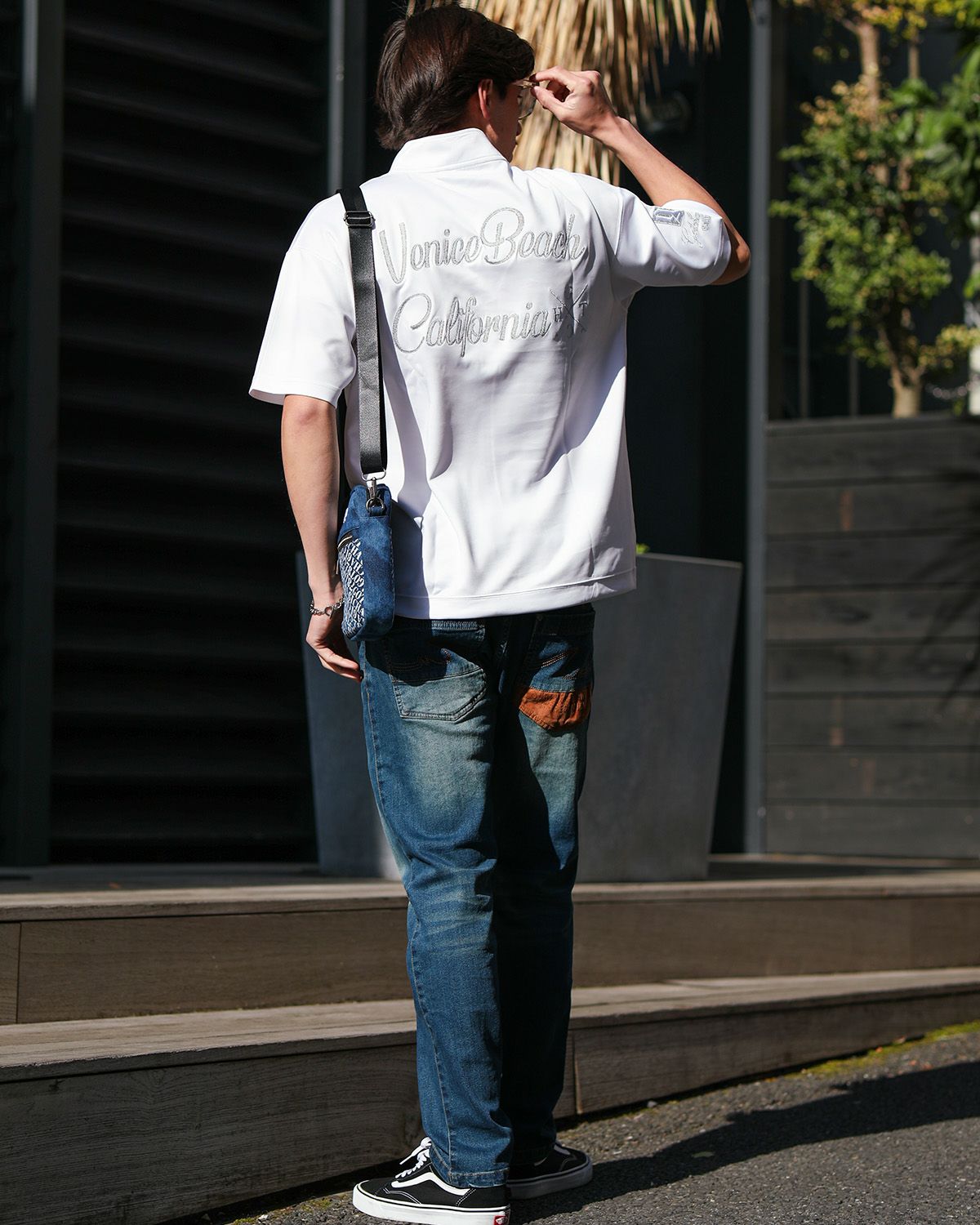 ホワイト：180cm/70kg(Lサイズ着用)