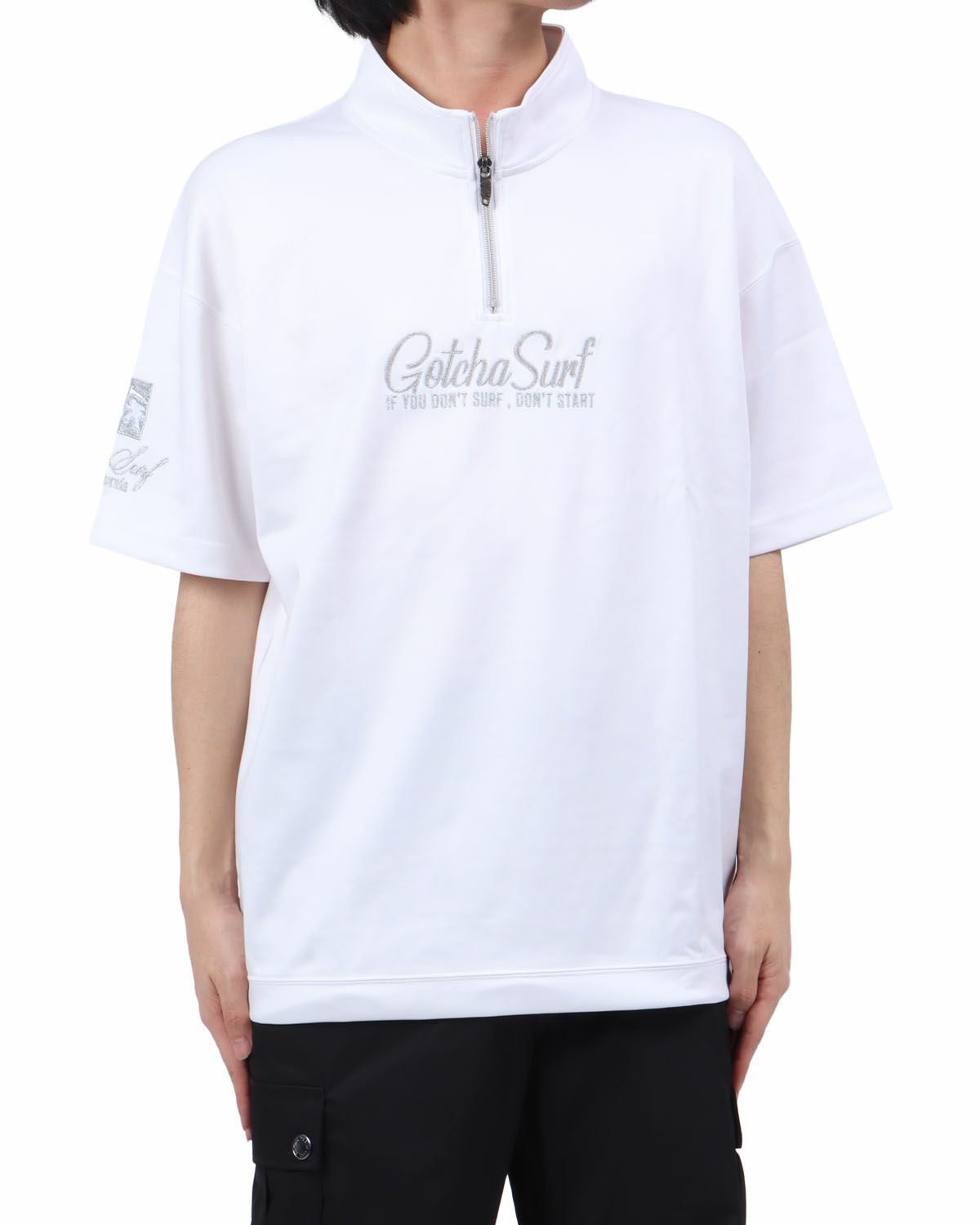 ホワイト：173cm63kg(Lサイズ着用)