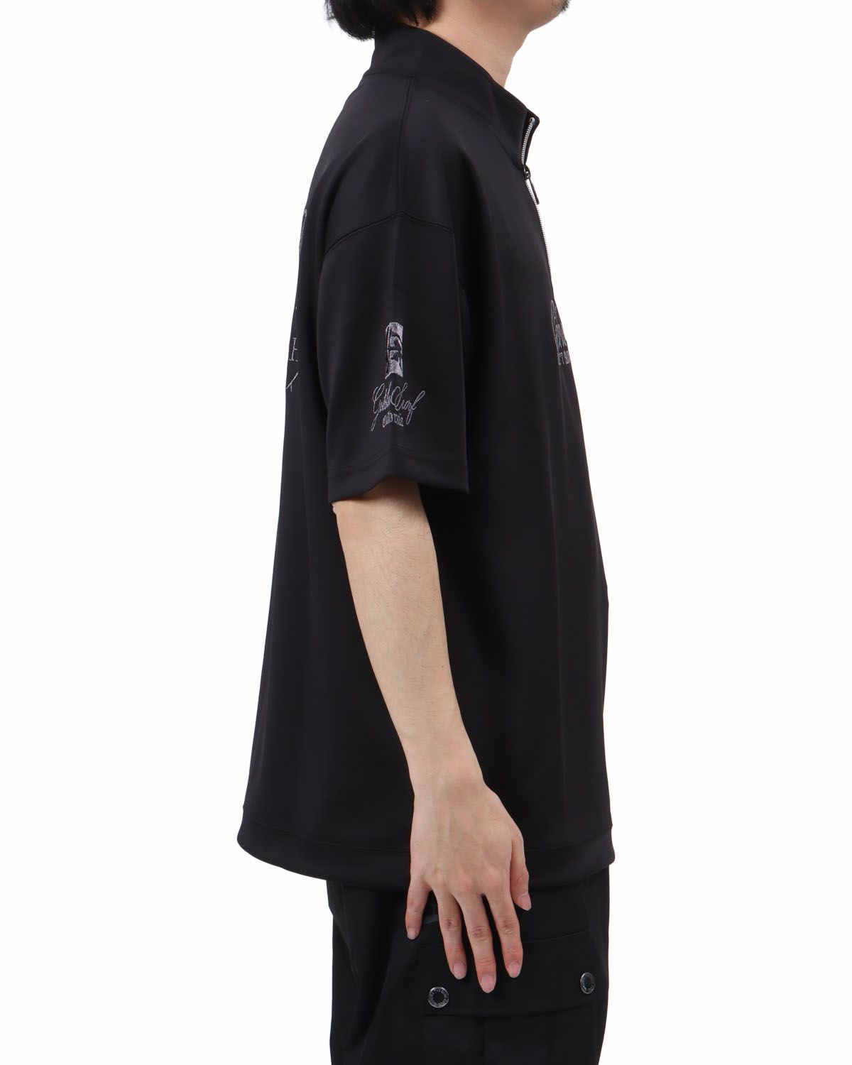 ブラック：173cm63kg(Lサイズ着用)