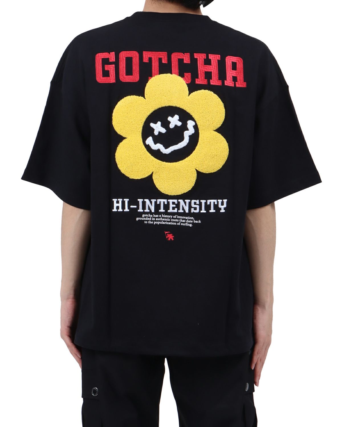 ブラック：173cm63kg(Lサイズ着用)