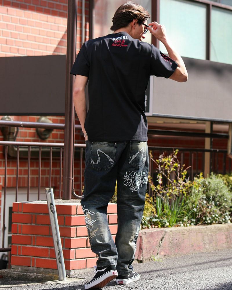 ブラック：180cm/70kg(Lサイズ着用)