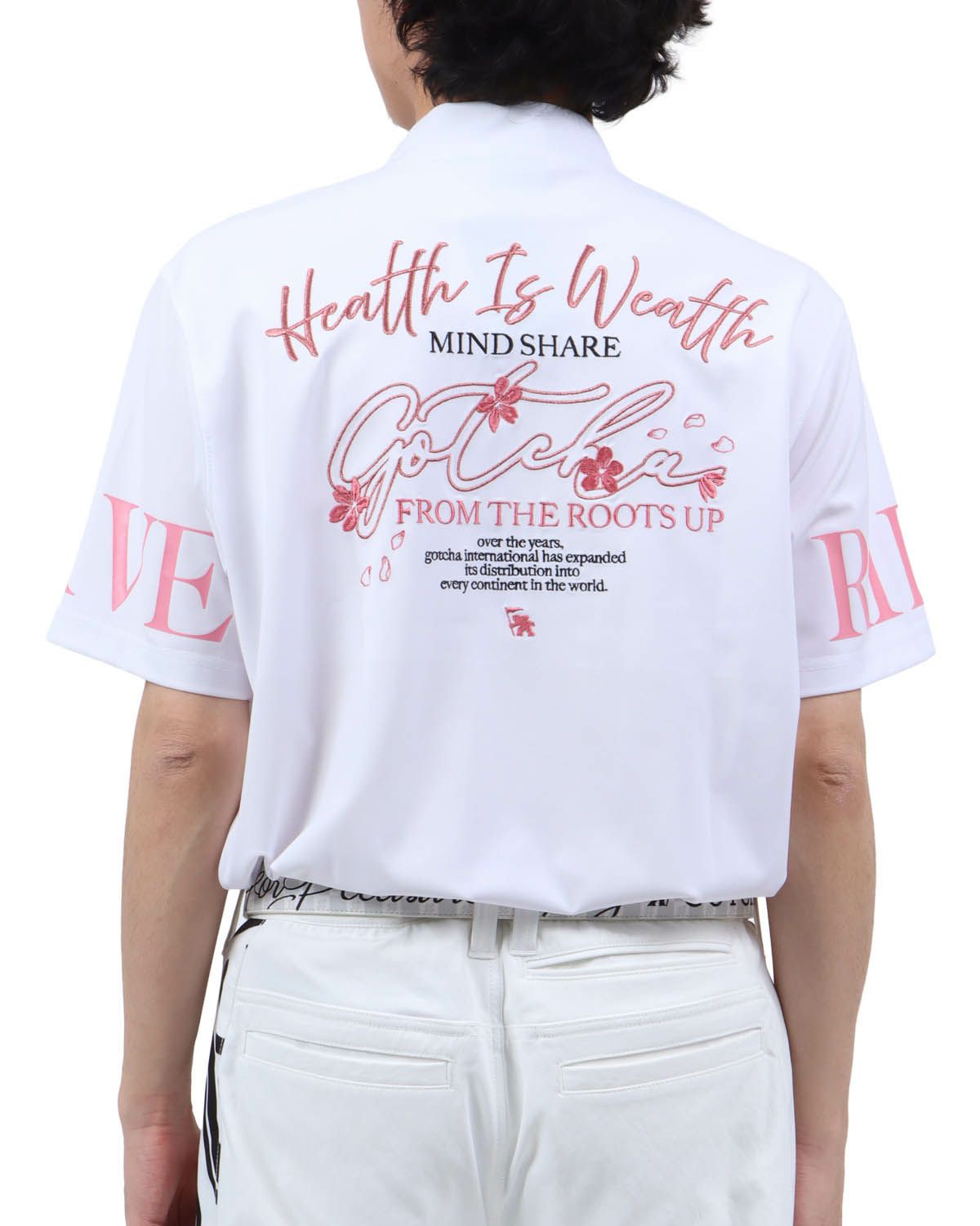 ホワイト：173cm63kg(Lサイズ着用)