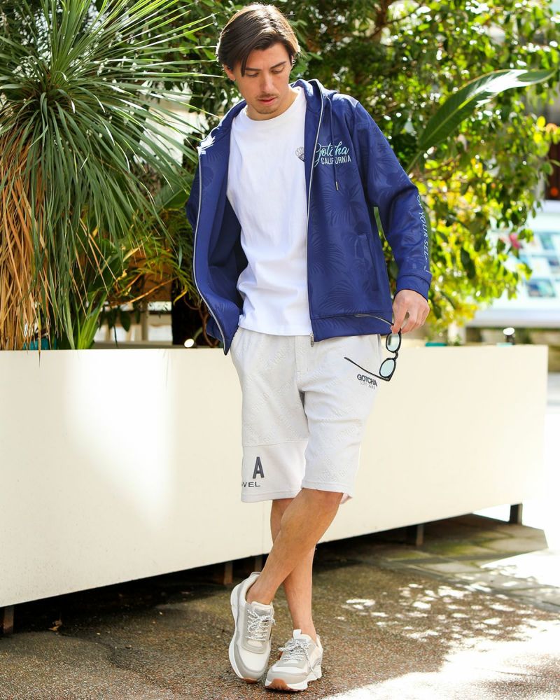 ネイビー：180cm/70kg(Lサイズ着用)