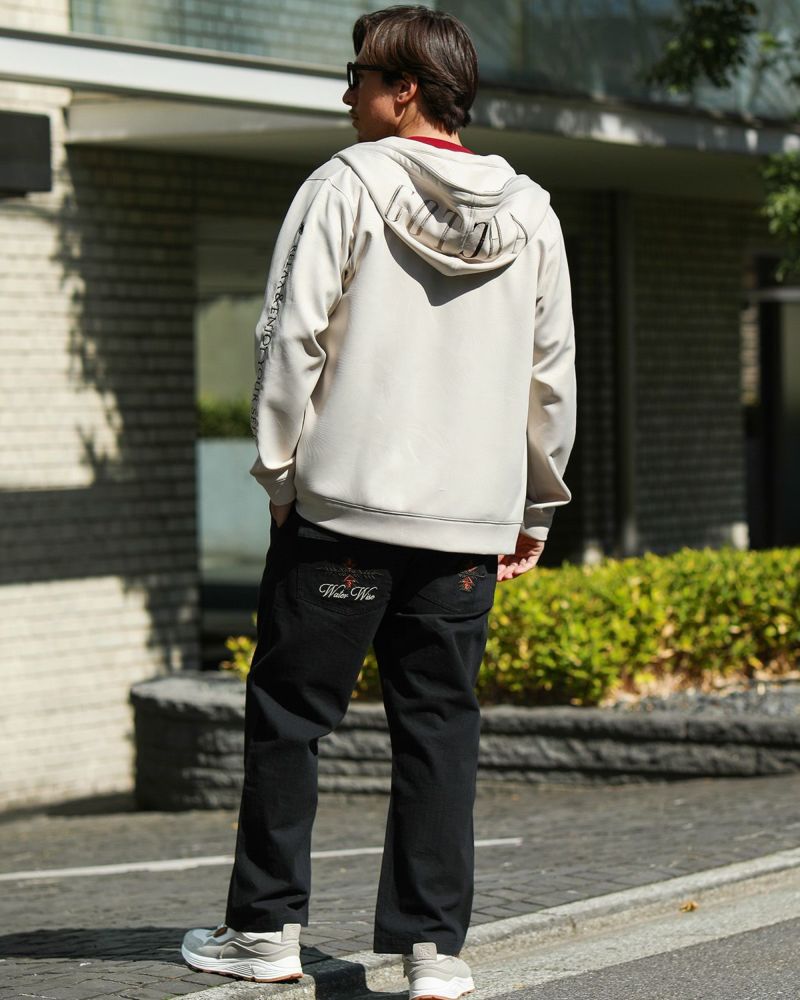 サンドベージュ：180cm/70kg(Lサイズ着用)